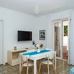 דירה Trani - Close To The & Beautiful Garden איסקיה