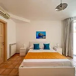 Trani - Close To The & Beautiful Garden איסקיה