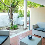 Trani - Close To The & Beautiful Garden * איסקיה