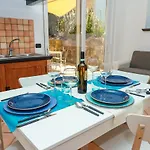 Trani - Close To The & Beautiful Garden איסקיה