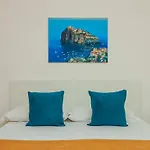 Trani - Close To The & Beautiful Garden