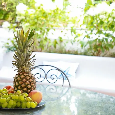 Trani - Close To The & Beautiful Garden Apartment *