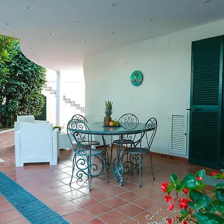 Trani - Close To The & Beautiful Garden *