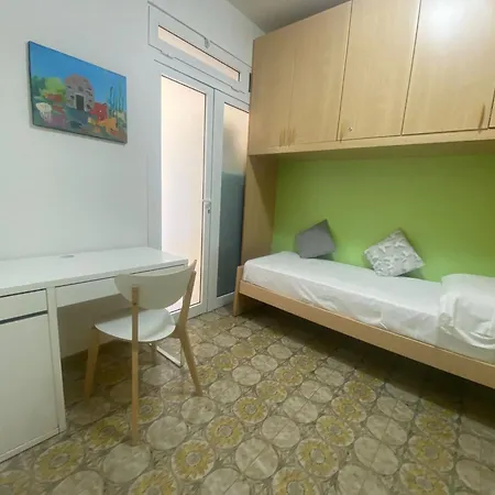 Trani - Close To The & Beautiful Garden Appartement Ischia